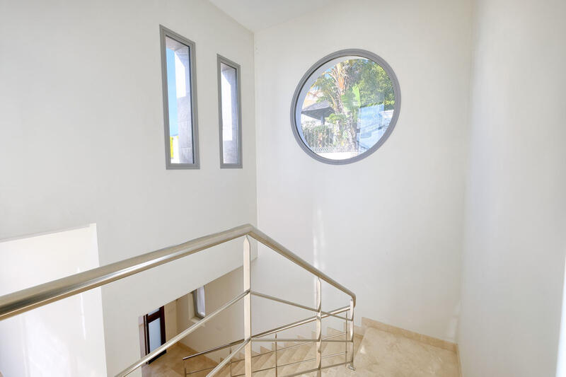 4 Schlafzimmer Villa zu verkaufen