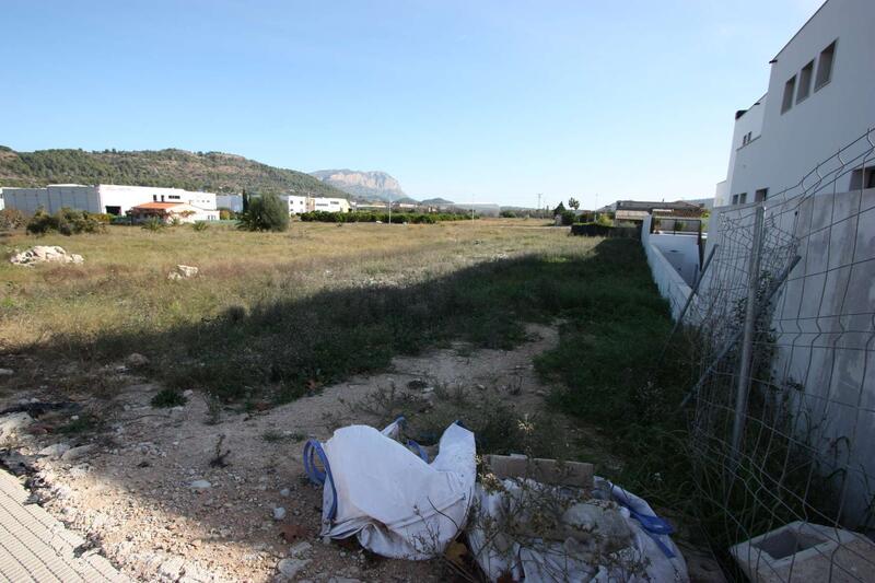 Land for sale in Pedreguer, Alicante