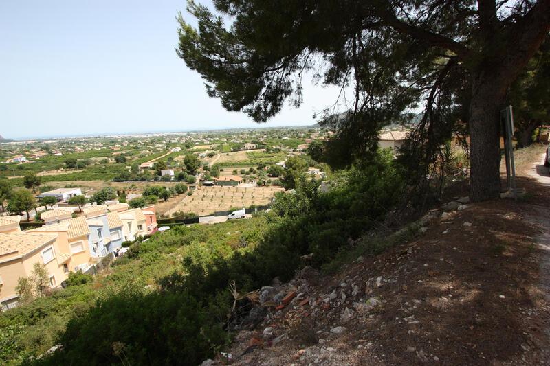 Land for sale in Pedreguer, Alicante