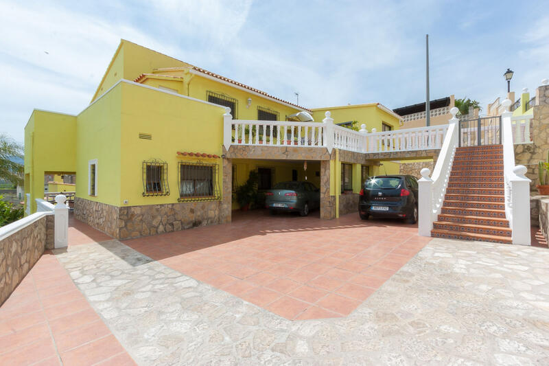 Villa for sale in Tormos, Alicante