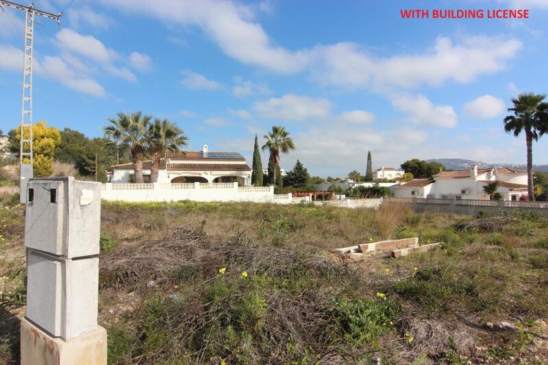 Grundstück zu verkaufen in Moraira, Alicante