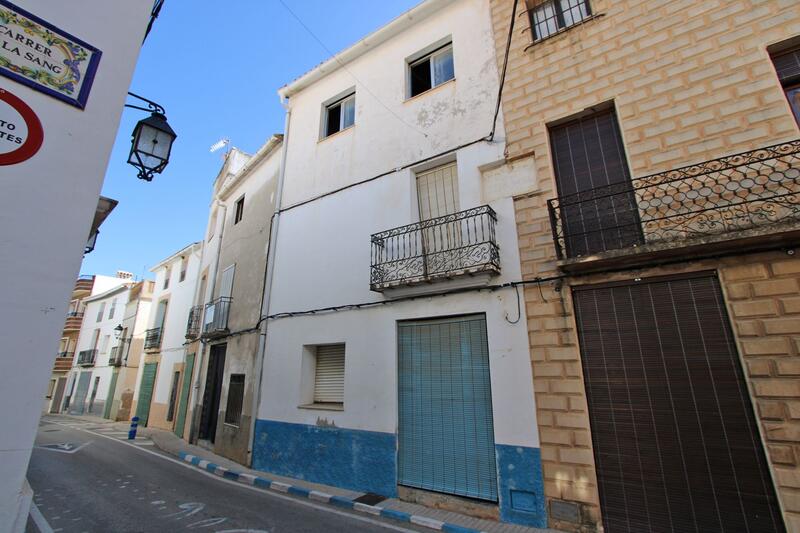 Byhus til salg i Murla, Alicante