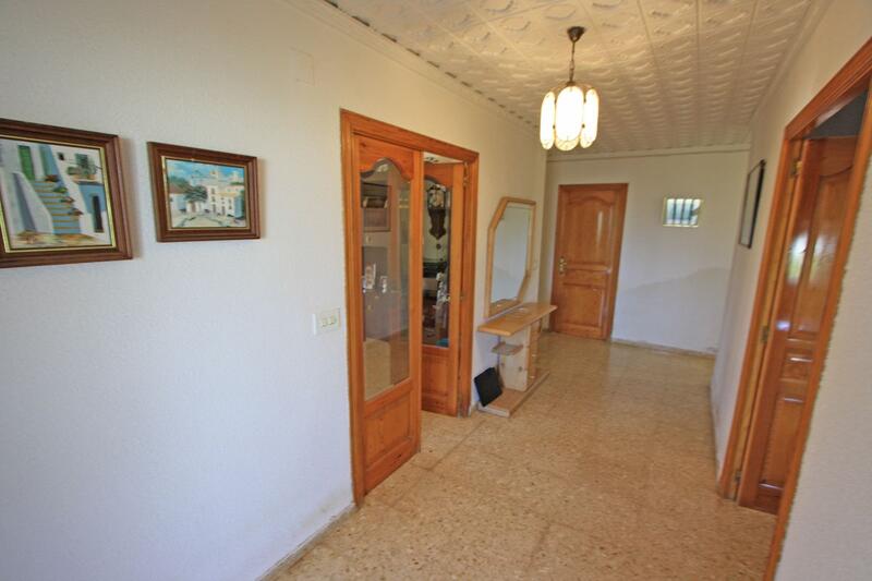 9 Cuarto Villa en venta