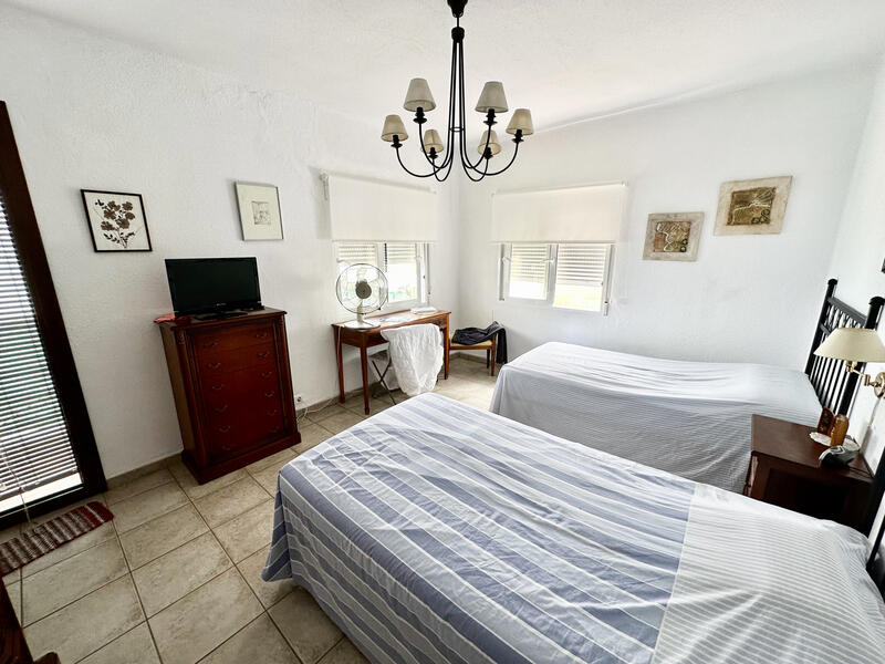 6 chambre Appartement à vendre