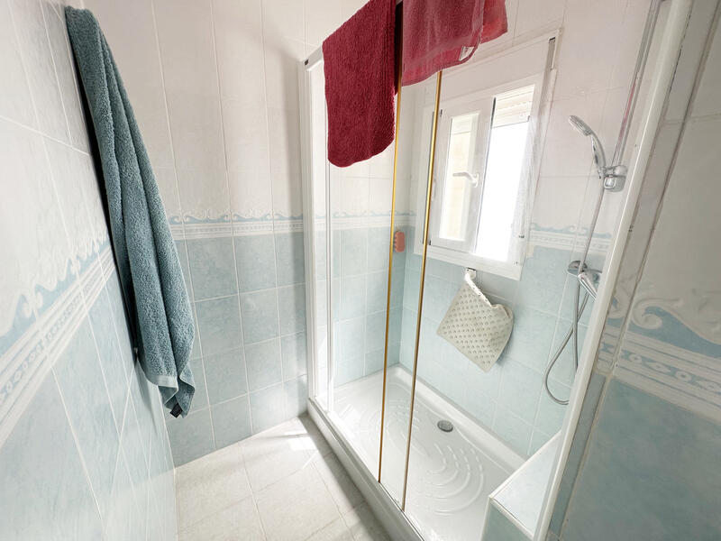 6 chambre Appartement à vendre