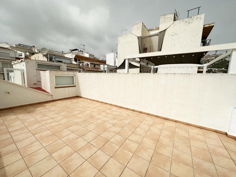 6 chambre Appartement à vendre