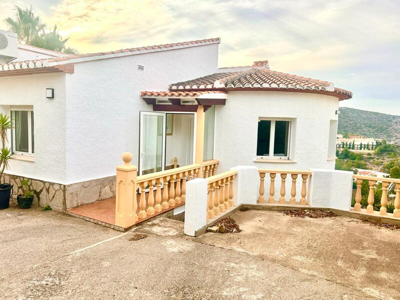3 Cuarto Villa en venta