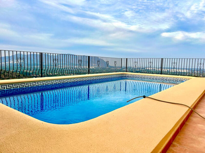 3 Cuarto Villa en venta