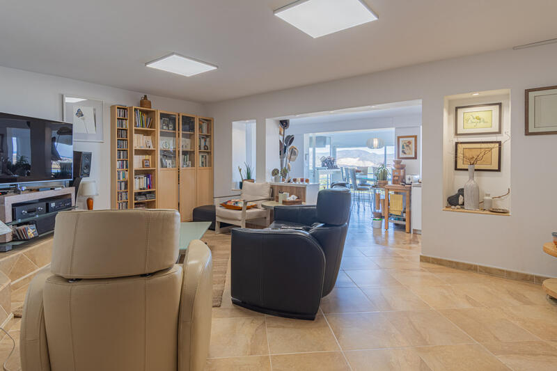 5 bedroom Villa for sale