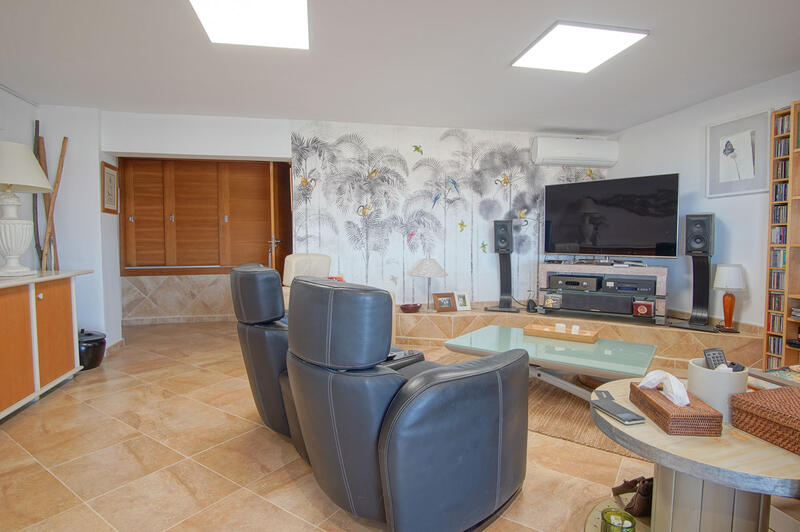 5 bedroom Villa for sale