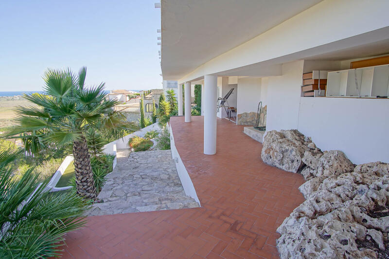 5 bedroom Villa for sale