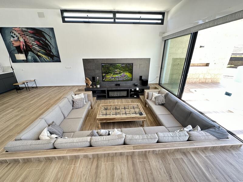 4 Schlafzimmer Villa zu verkaufen