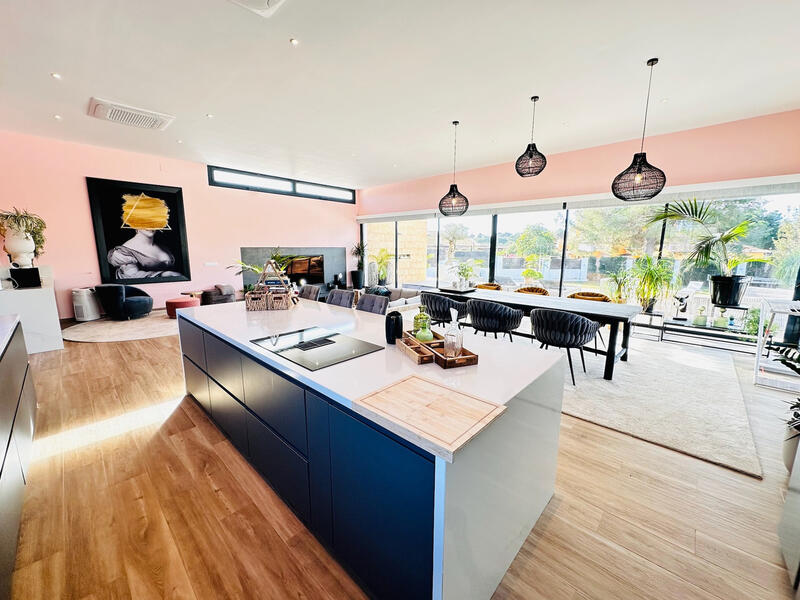 4 Schlafzimmer Villa zu verkaufen