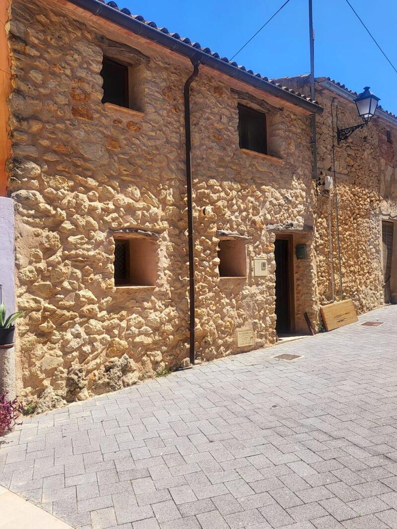 Maison de Ville à vendre dans Vall de Ros, Alicante