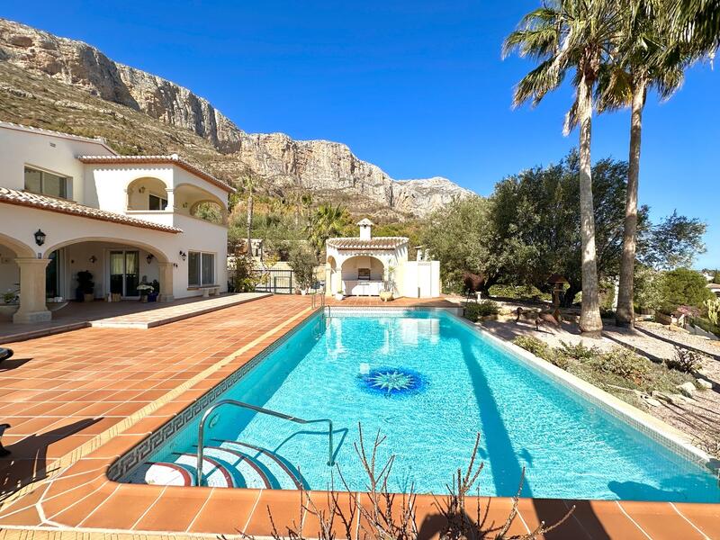 6 slaapkamer Villa Te koop