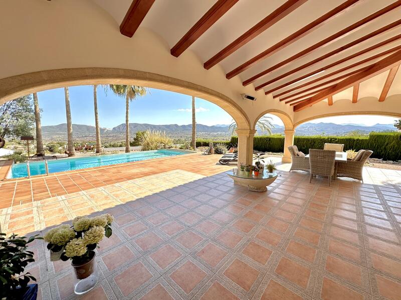 6 slaapkamer Villa Te koop