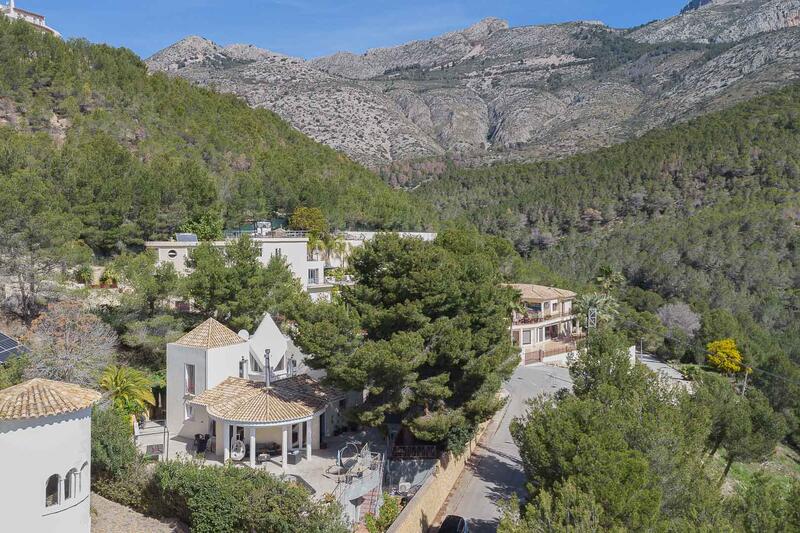 Villa Te koop in Altea, Alicante