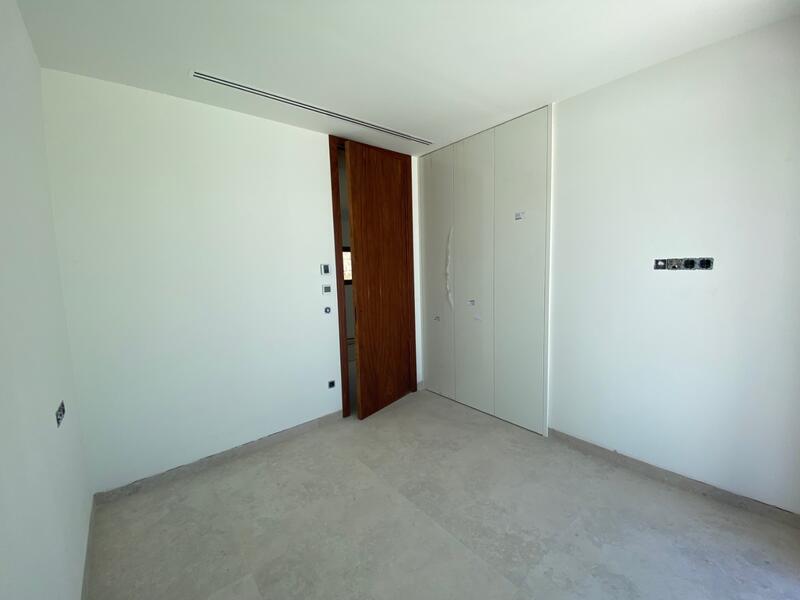 4 Cuarto Villa en venta