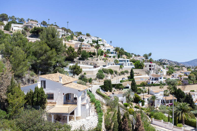 Villa for sale