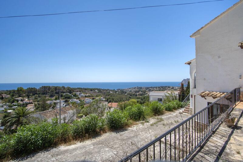 Villa for sale