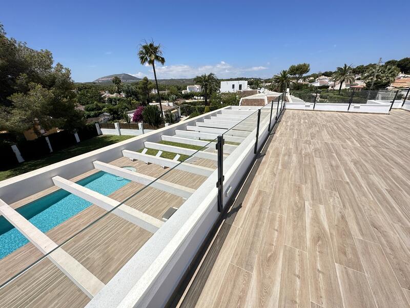 4 slaapkamer Villa Te koop