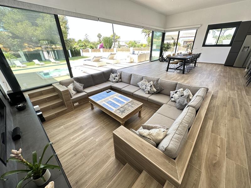 4 slaapkamer Villa Te koop