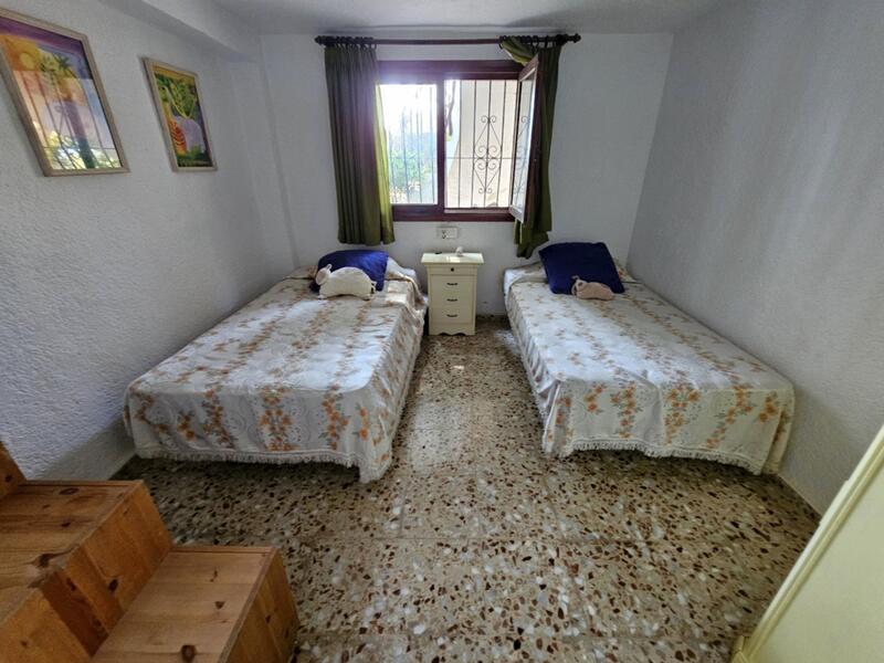 6 bedroom Villa for sale