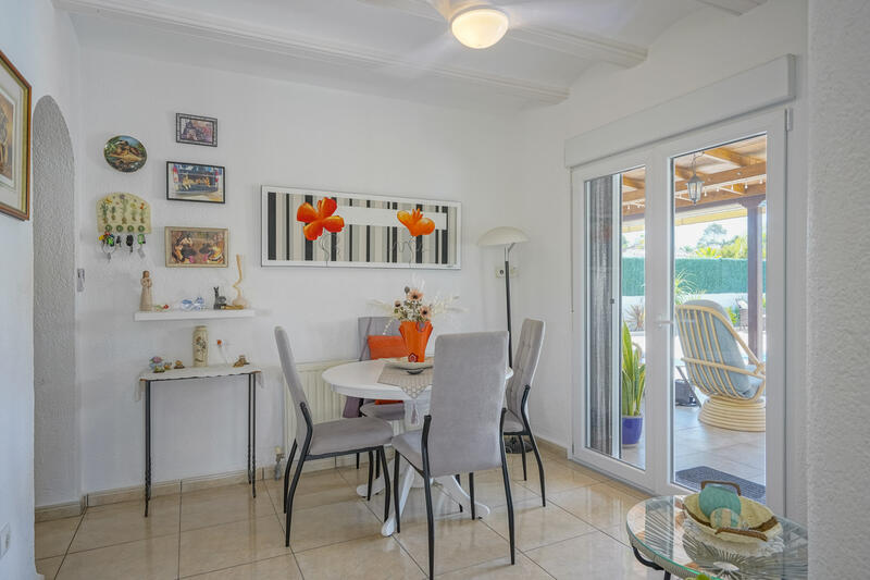3 Cuarto Villa en venta