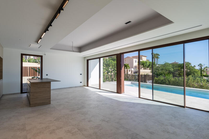 4 Cuarto Villa en venta