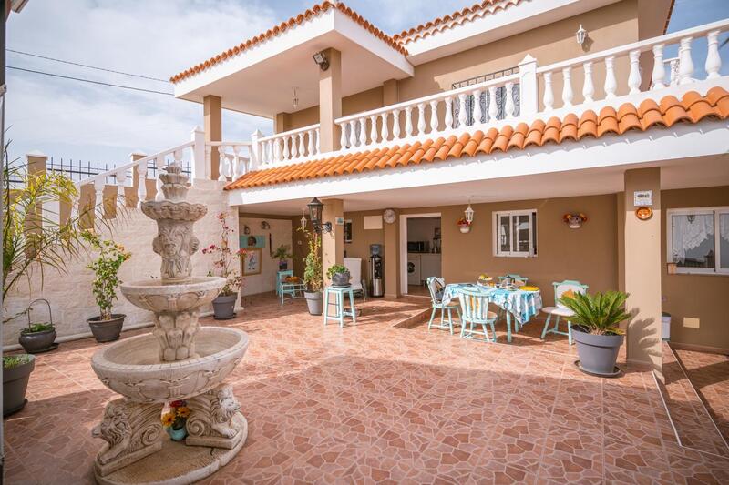 6 chambre Villa à vendre