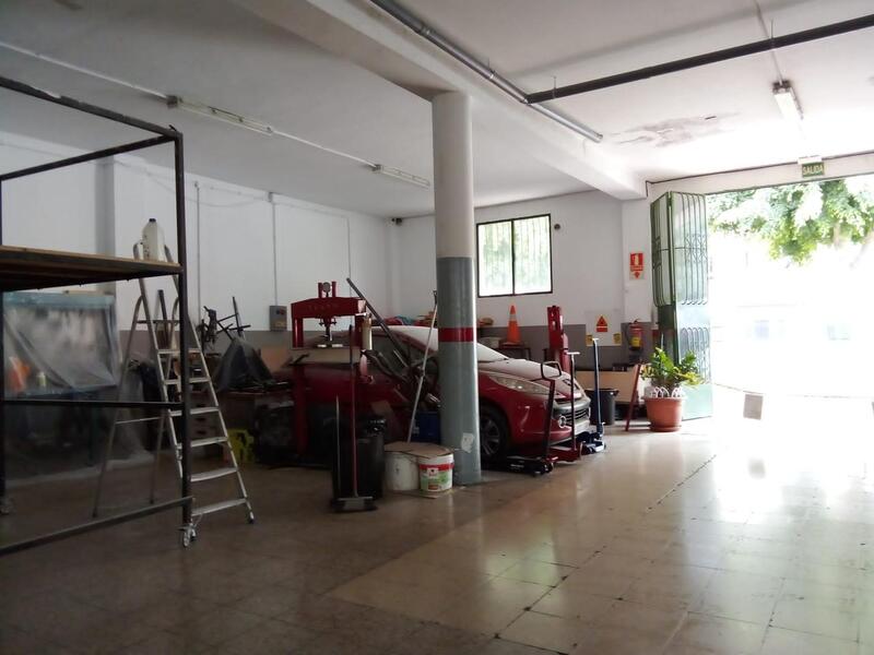 4 bedroom Commercial Property for sale