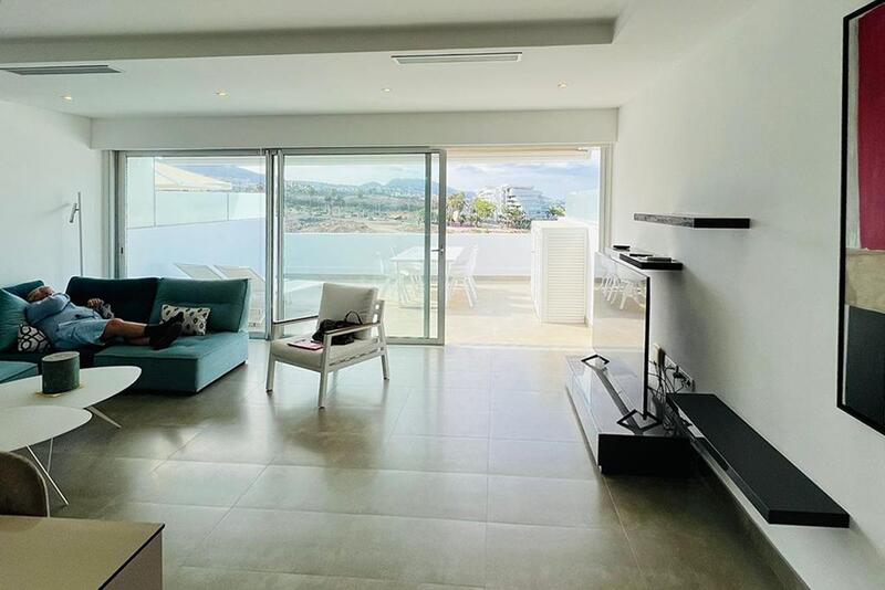3 bedroom Apartment for sale
