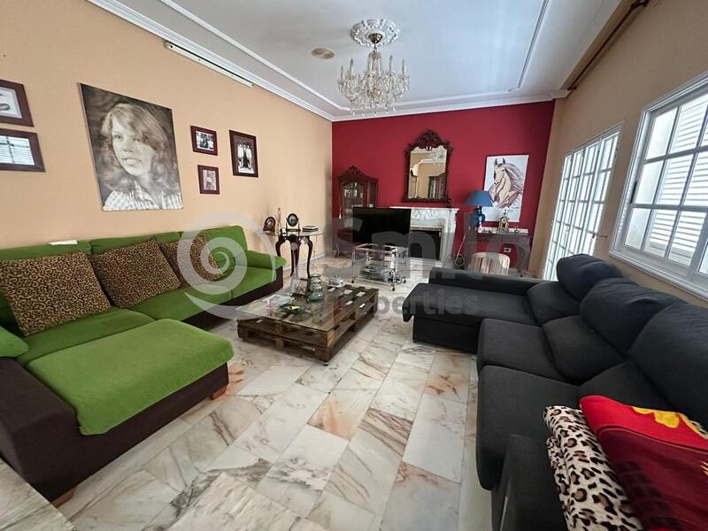 5 bedroom Villa for sale