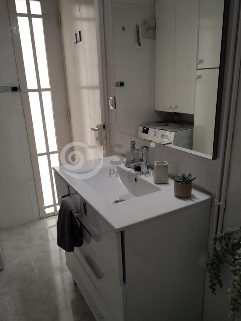 1 bedroom Apartment for sale