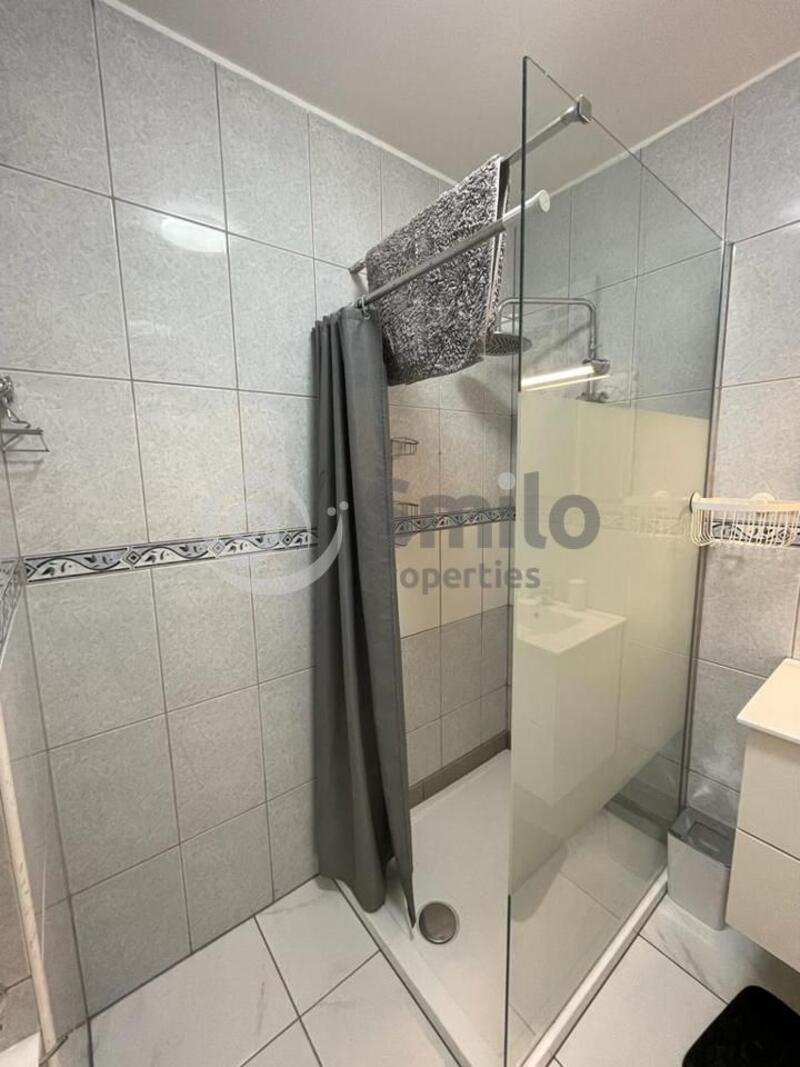 1 bedroom Apartment for Long Term Rent
