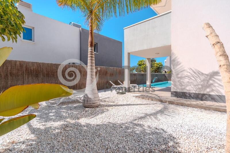 3 bedroom Villa for sale