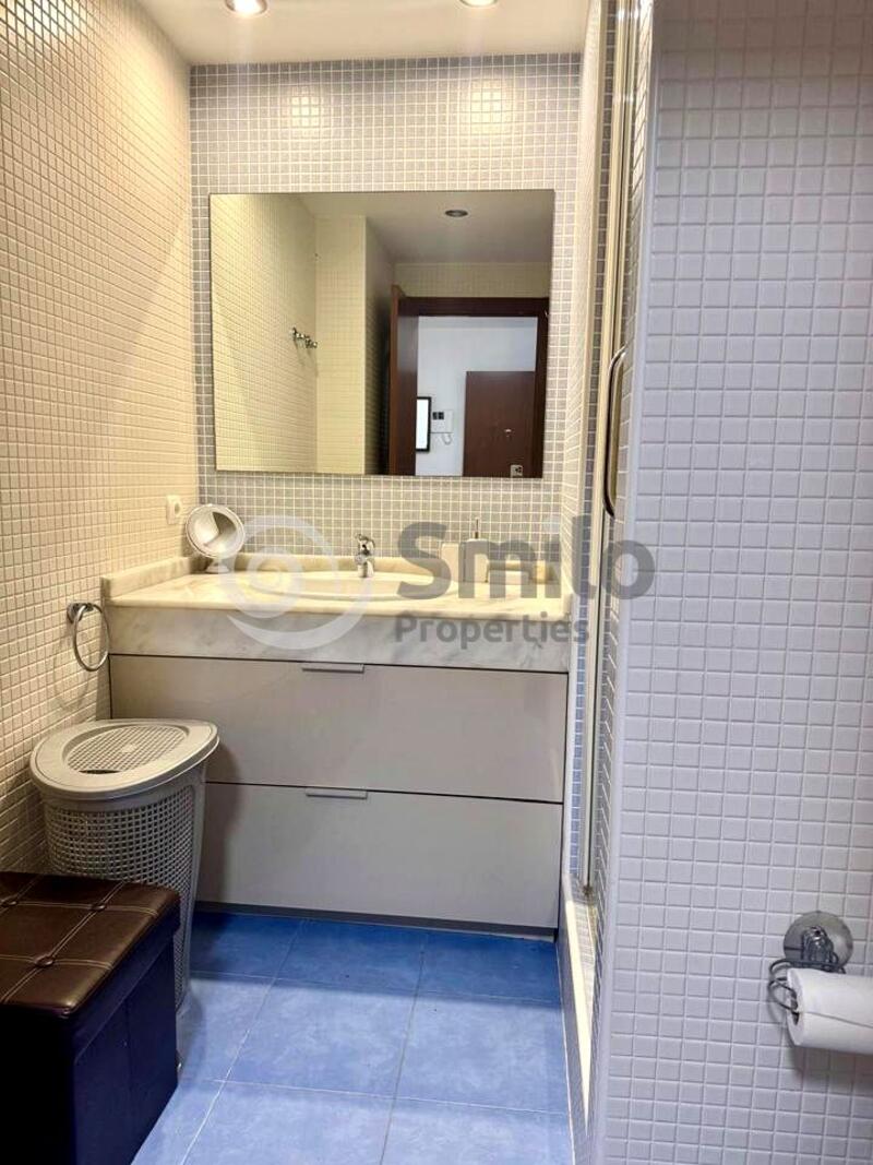 1 bedroom Apartment for Long Term Rent