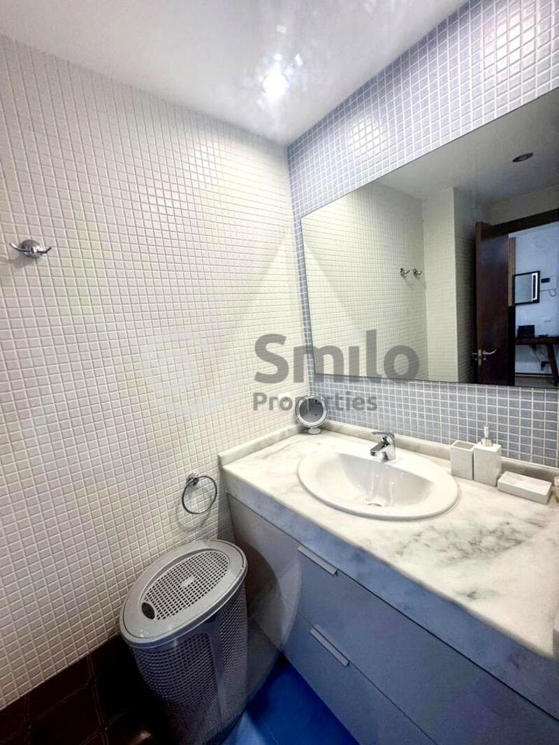 1 bedroom Apartment for Long Term Rent