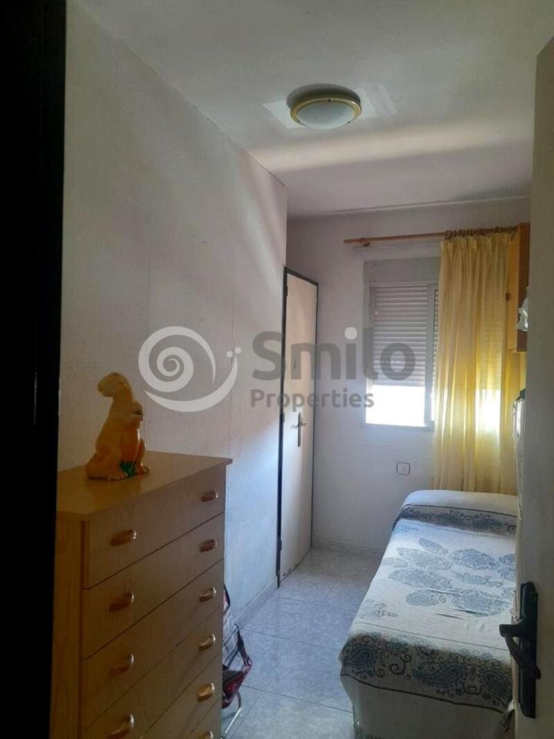 3 спальная комната квартира продается