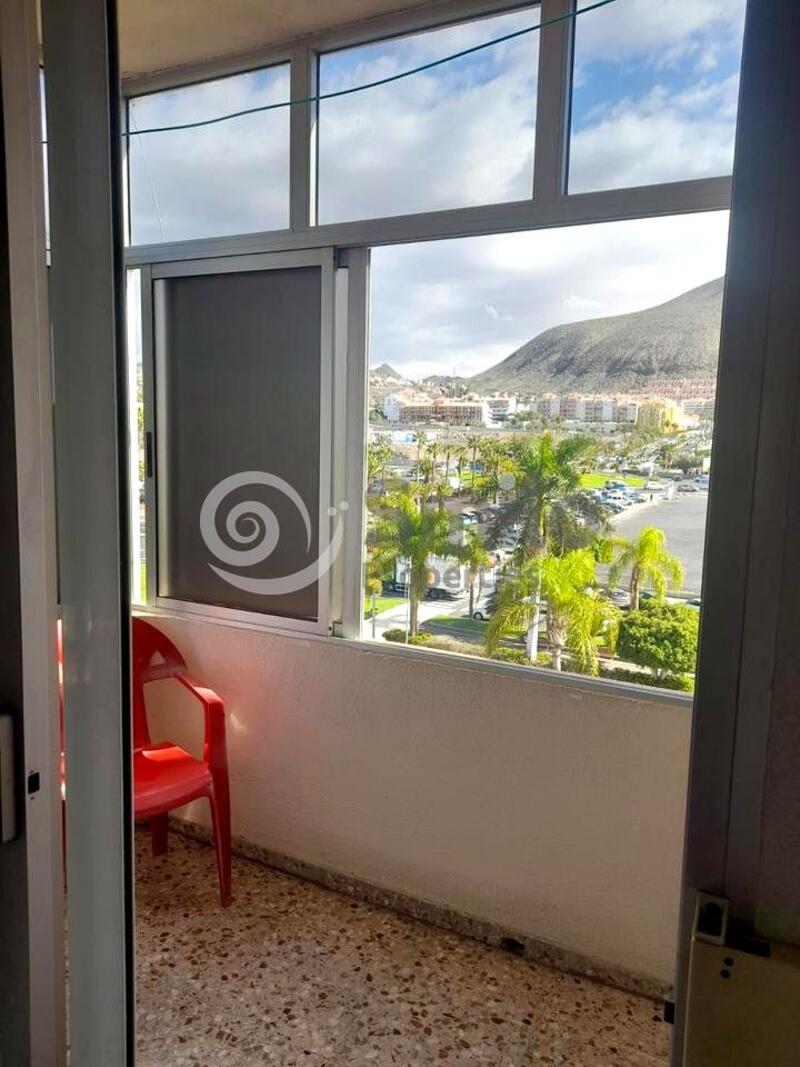 3 спальная комната квартира продается