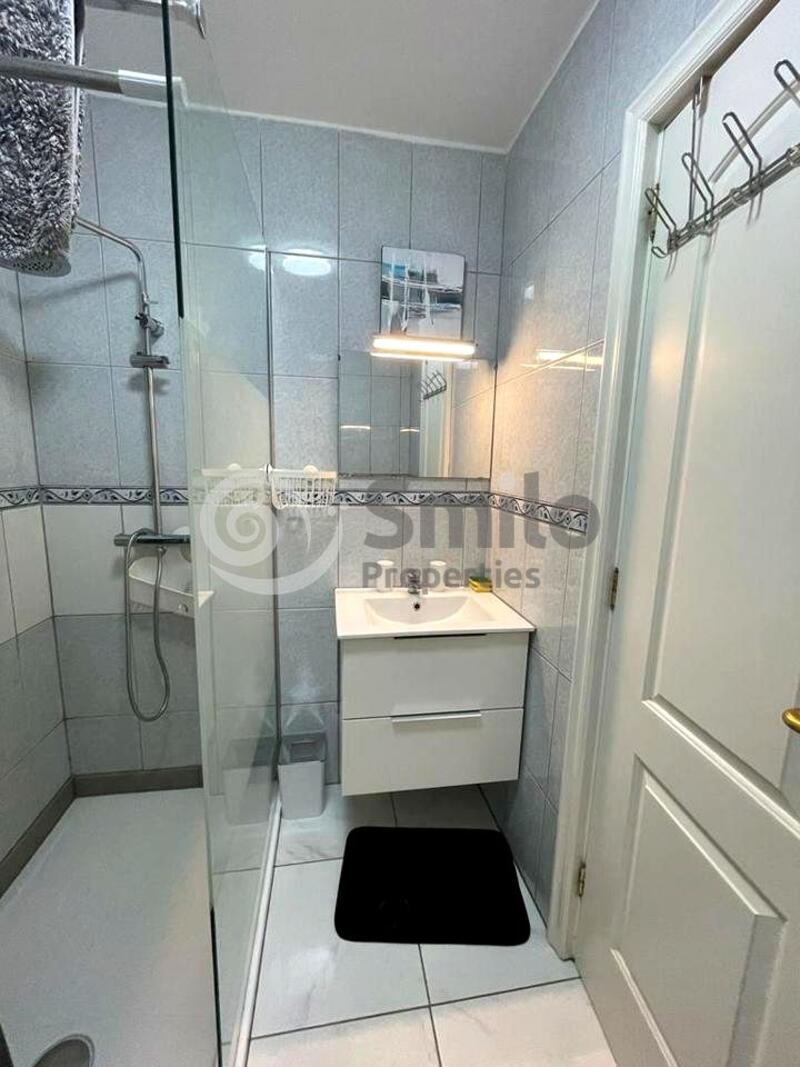 1 bedroom Apartment for Long Term Rent