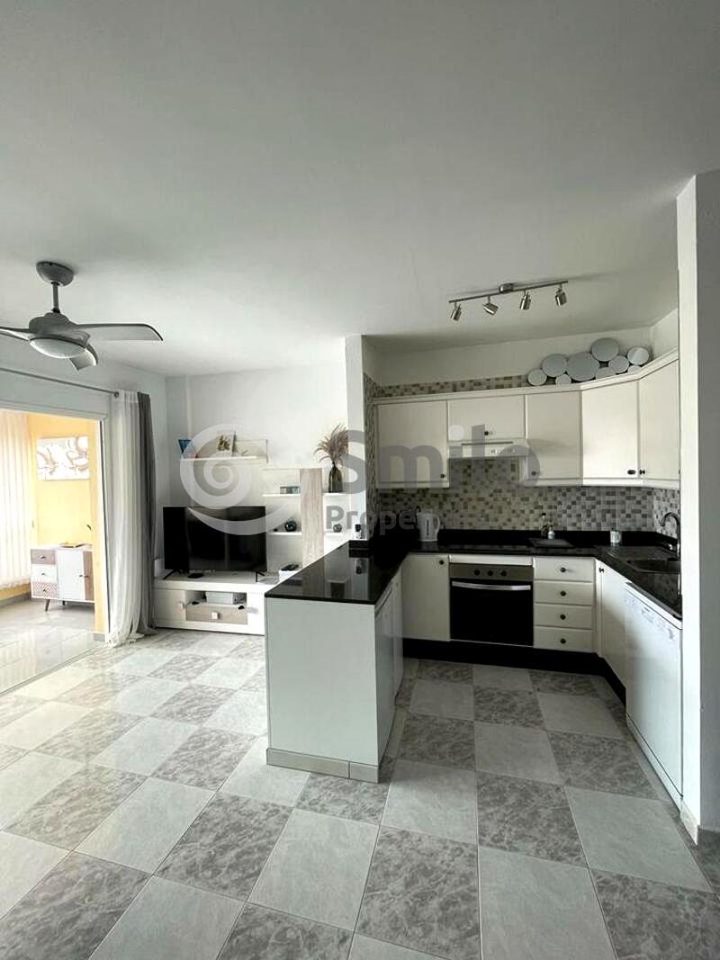 1 bedroom Apartment for Long Term Rent