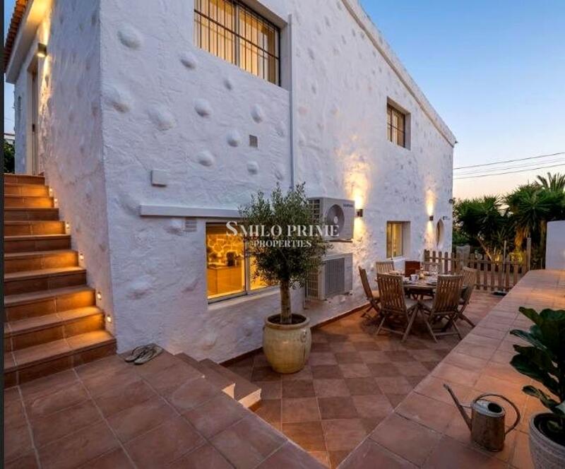 5 bedroom Villa for sale 5 bedroom Villa for sale