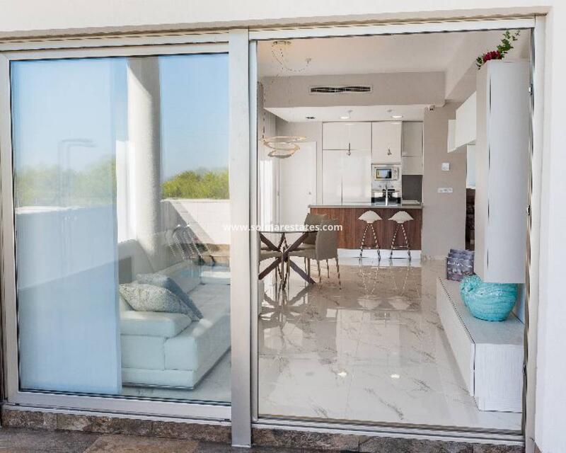 3 Cuarto Villa en venta