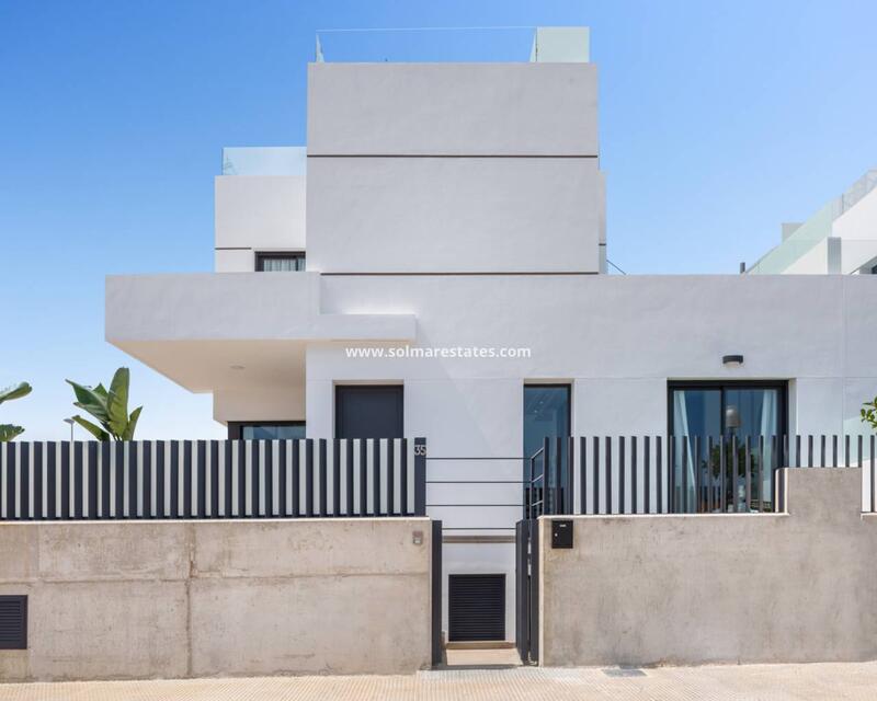 Villa en venta en Dolores, Alicante