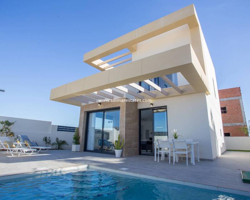 Villa for sale in Los Montesinos, Alicante