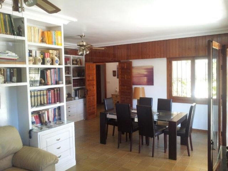 6 chambre Villa à vendre