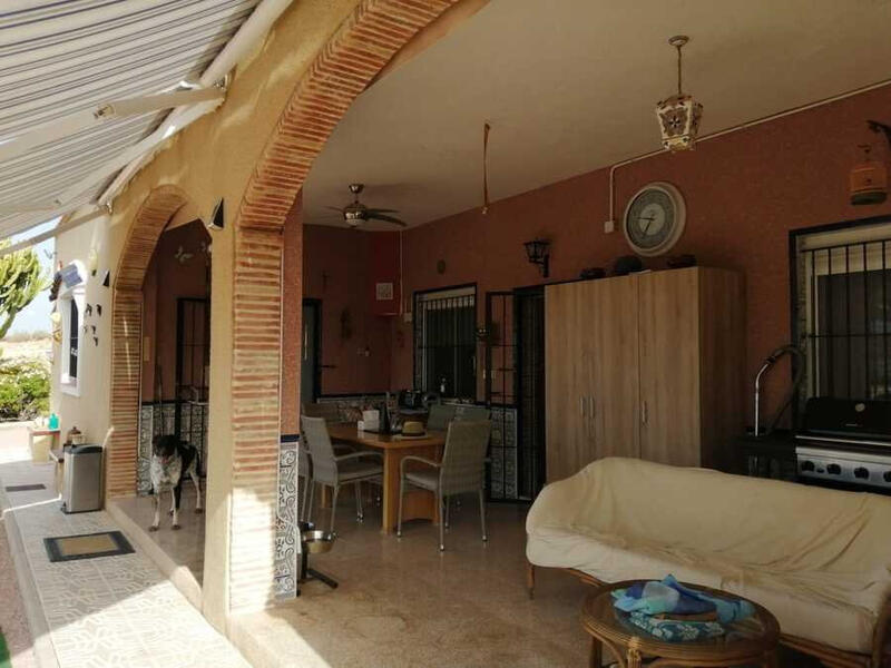 4 Cuarto Villa en venta