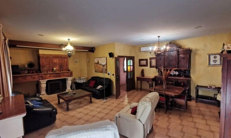 4 bedroom Villa for sale