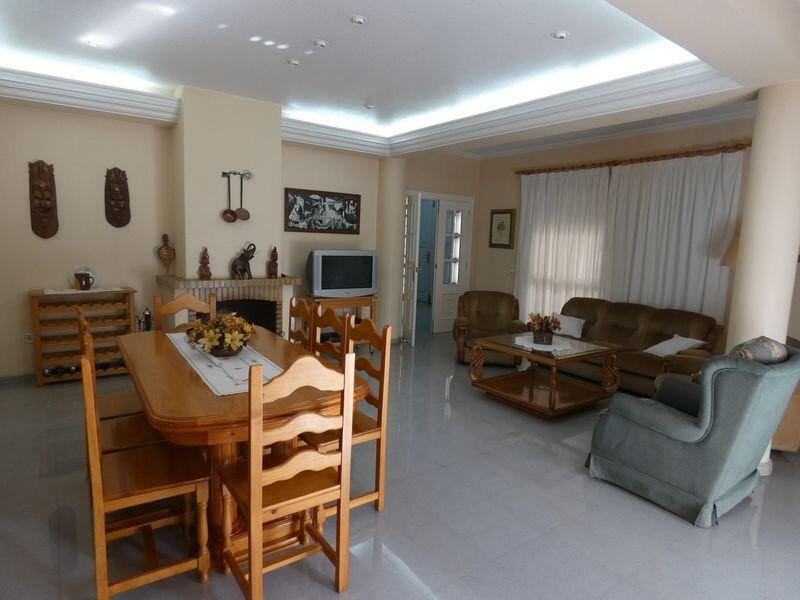 4 Cuarto Villa en venta